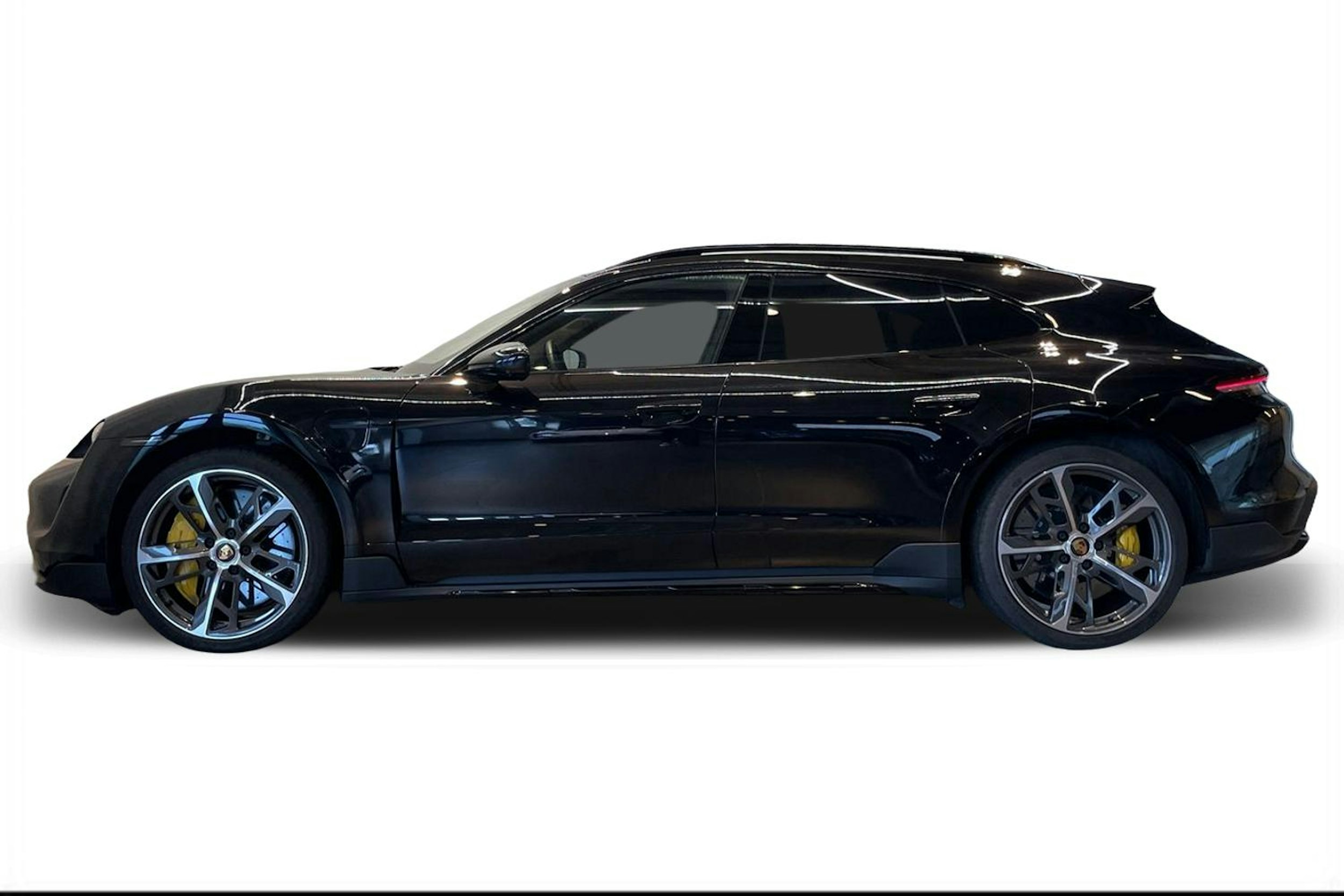 musta Porsche Taycan 2021 kuva 5.