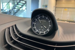 musta Porsche Taycan 2021 kuva 17.
