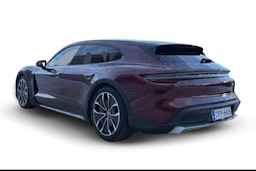 Punainen Porsche Taycan 2021 kuva 2.