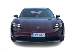 Punainen Porsche Taycan 2021 kuva 5.