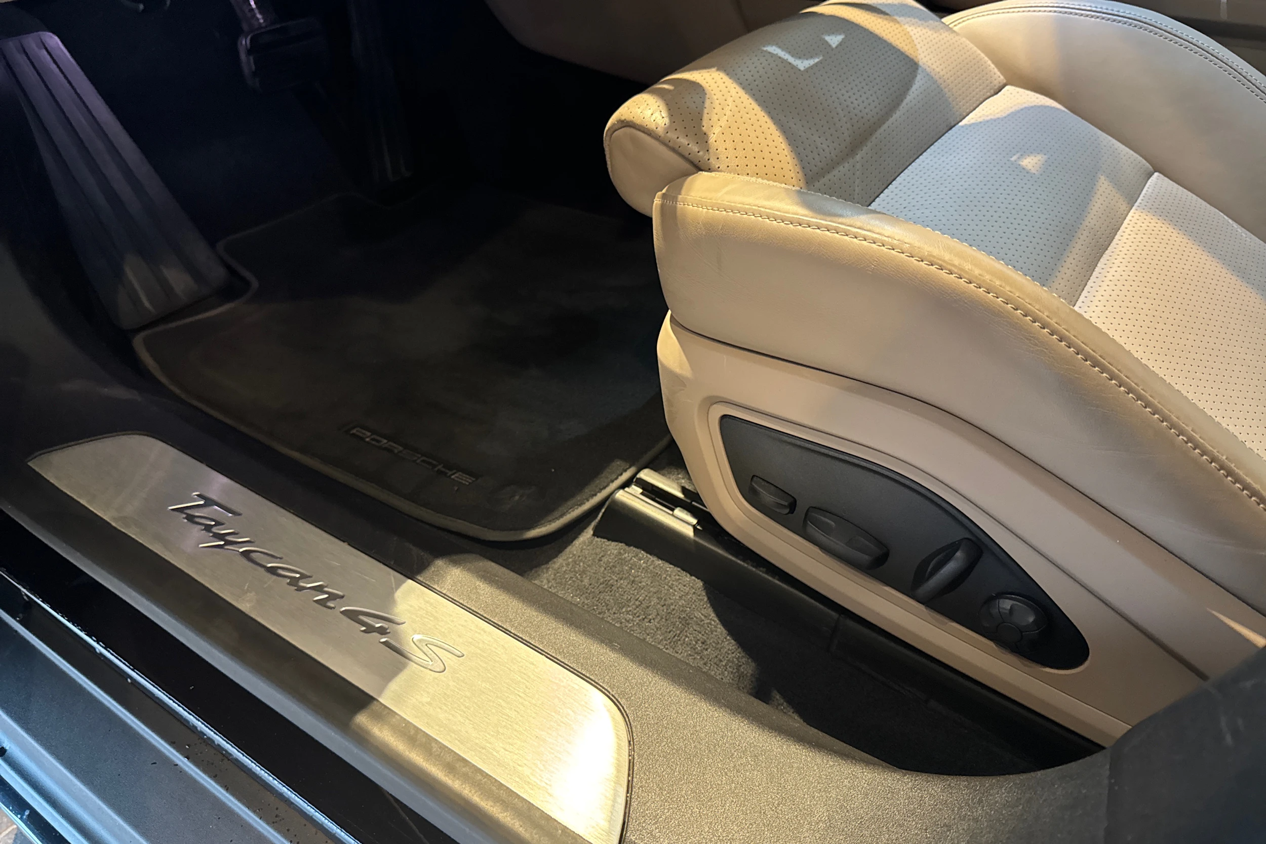 Porsche Taycan 2021 kuva 11.