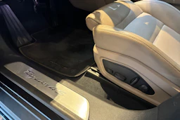 Porsche Taycan 2021 kuva 11.