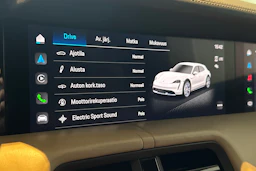 Porsche Taycan 2021 kuva 13.