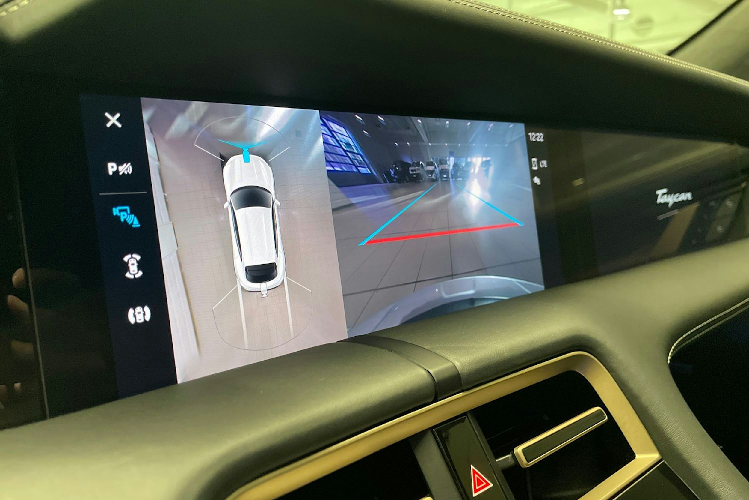 met. Valkoinen Porsche Taycan 2021 kuva 18.