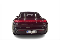 musta Porsche Taycan 2021 kuva 3.