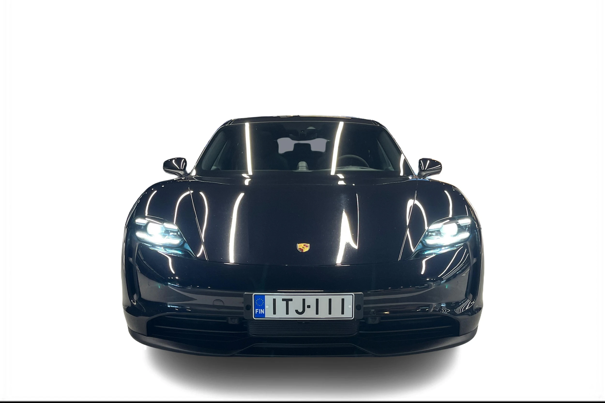 musta Porsche Taycan 2021 kuva 4.