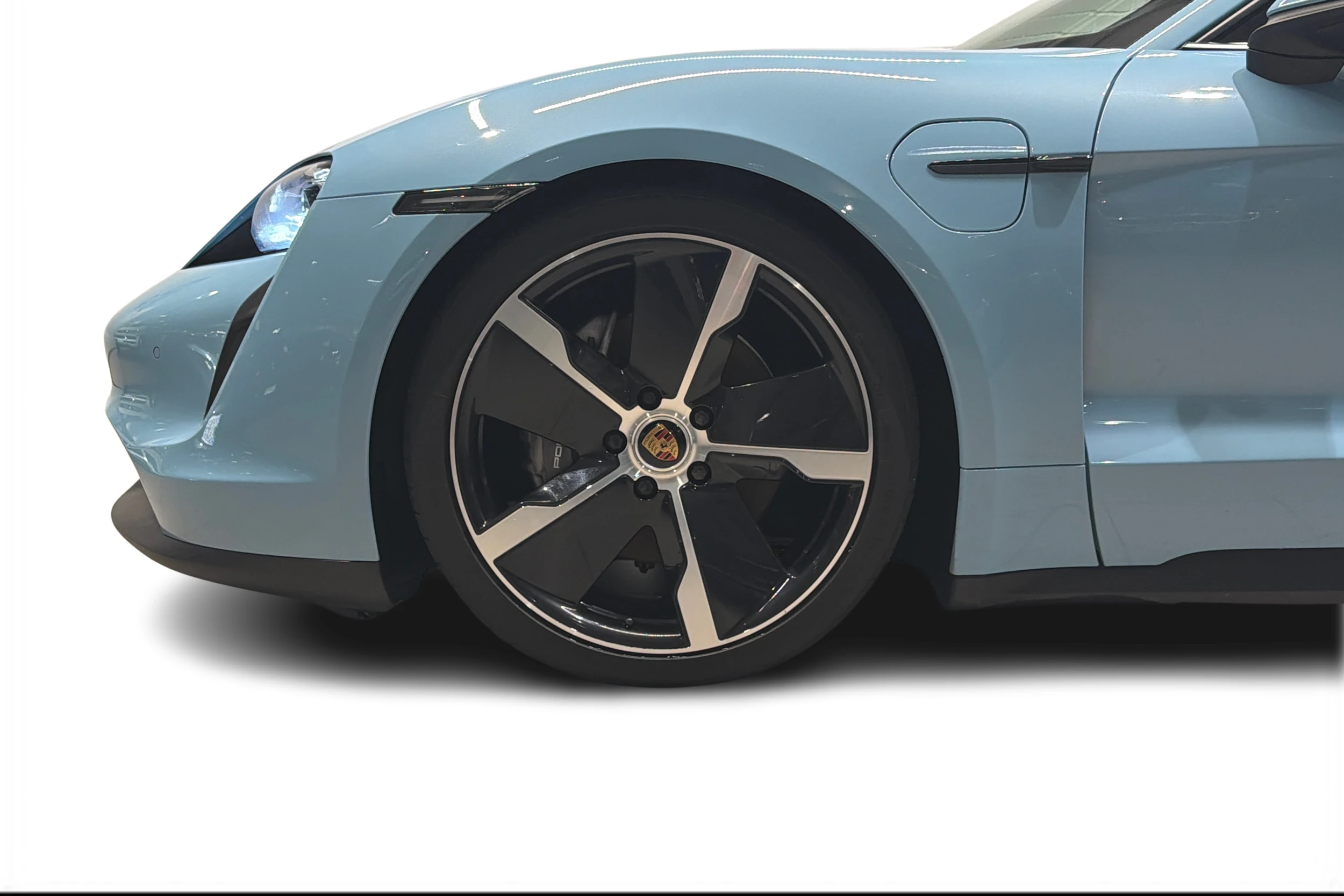 sininen Porsche Taycan 2021 kuva 7.