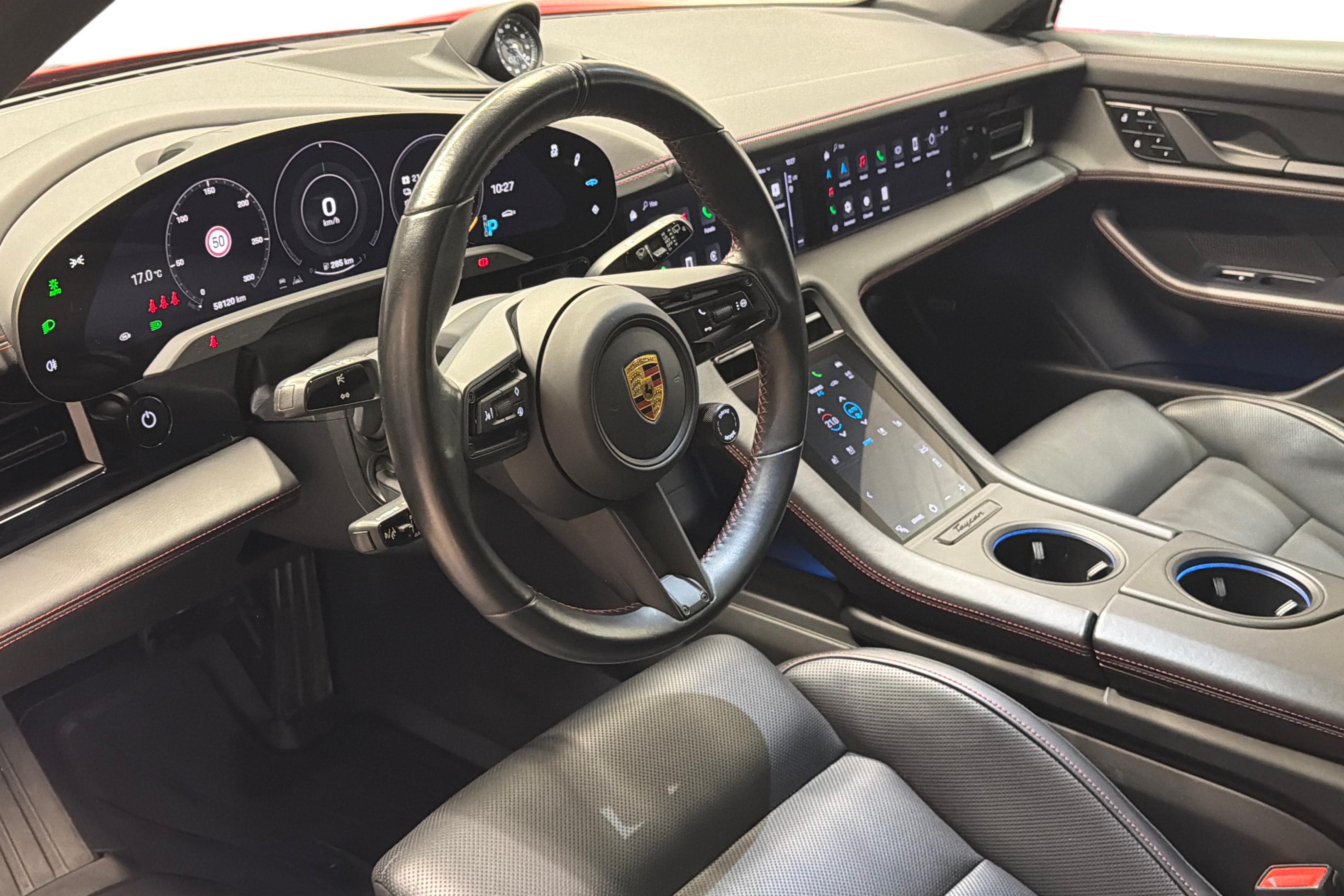 Porsche Taycan 4S Cross Turismo 2021, kuva 6/27