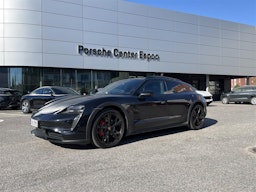 musta Porsche Taycan 2021 kuva 1.