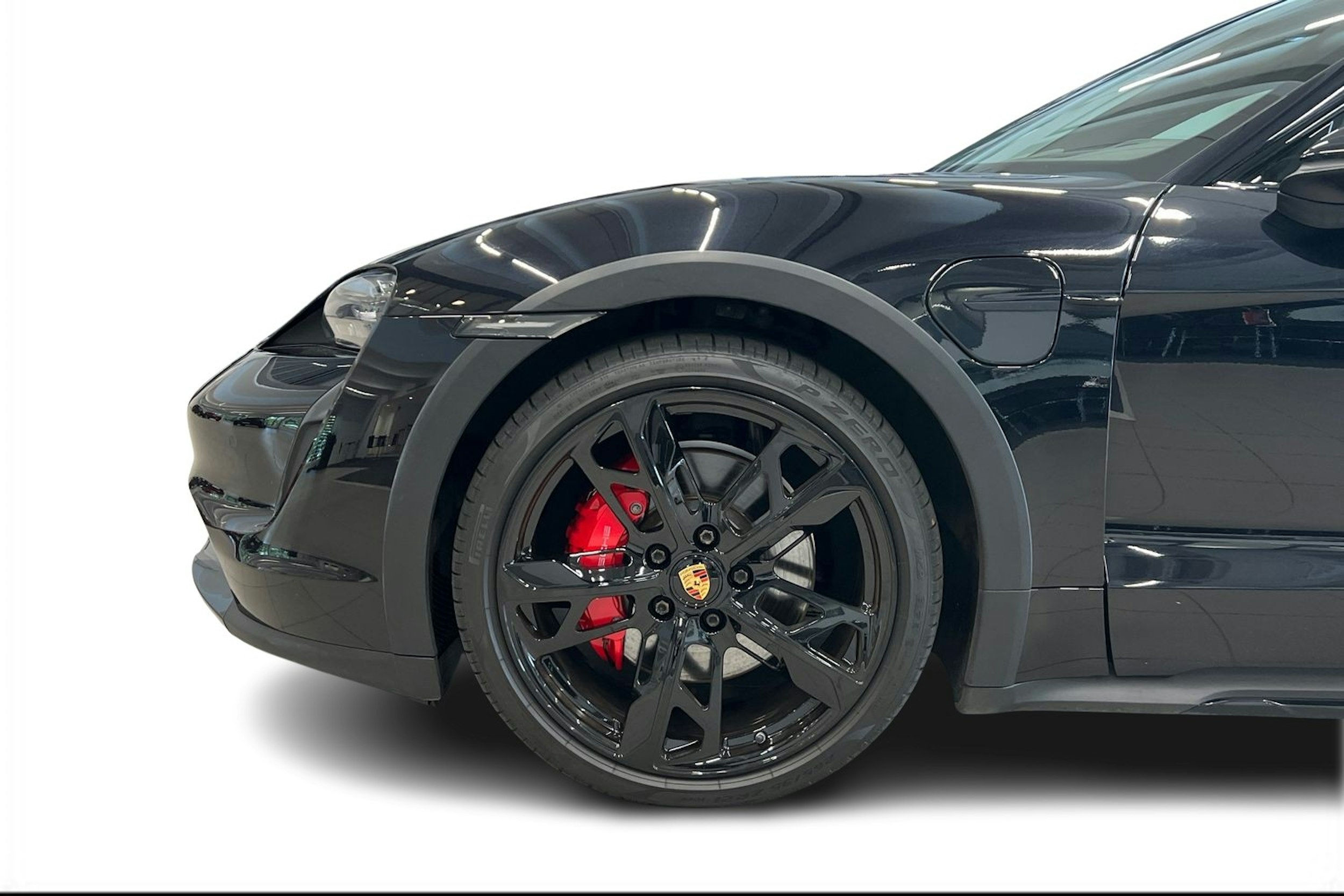 musta Porsche Taycan 2021 kuva 8.