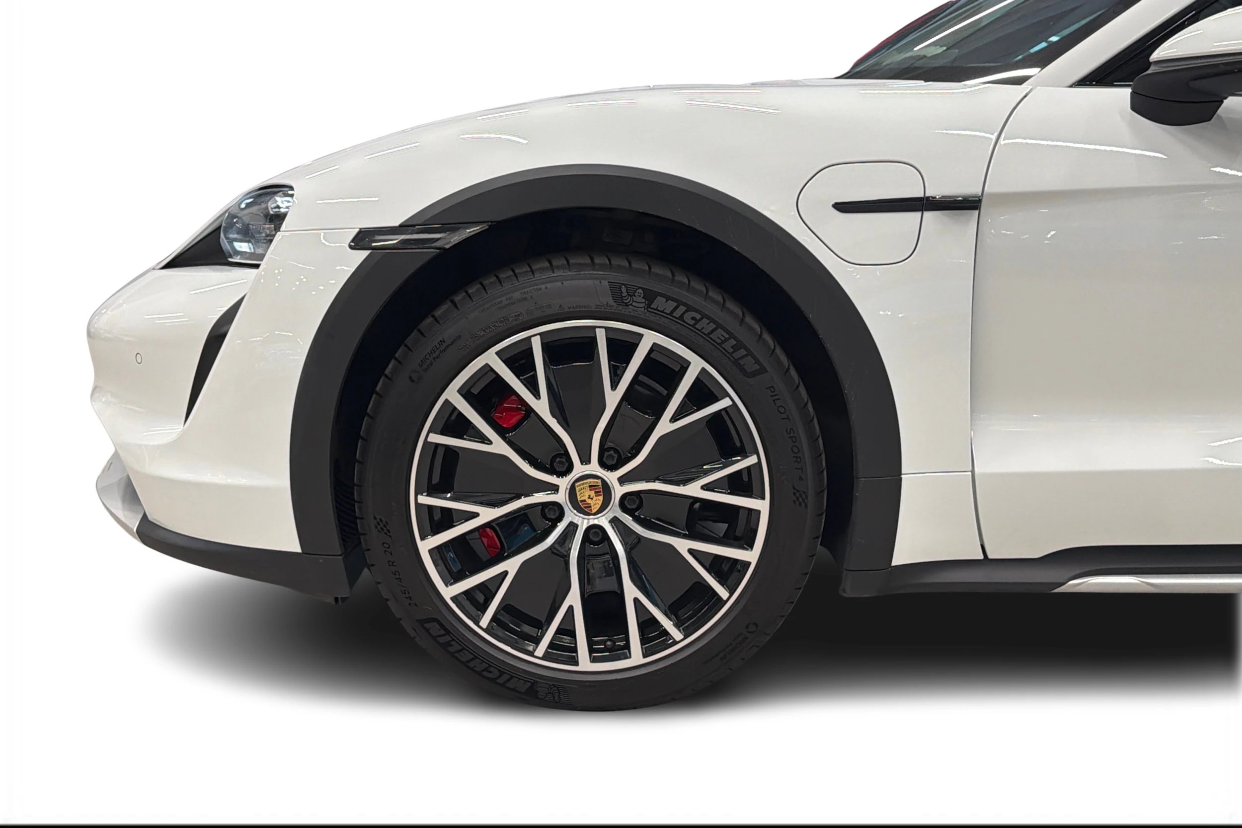 valkoinen Porsche Taycan 2022 kuva 8.