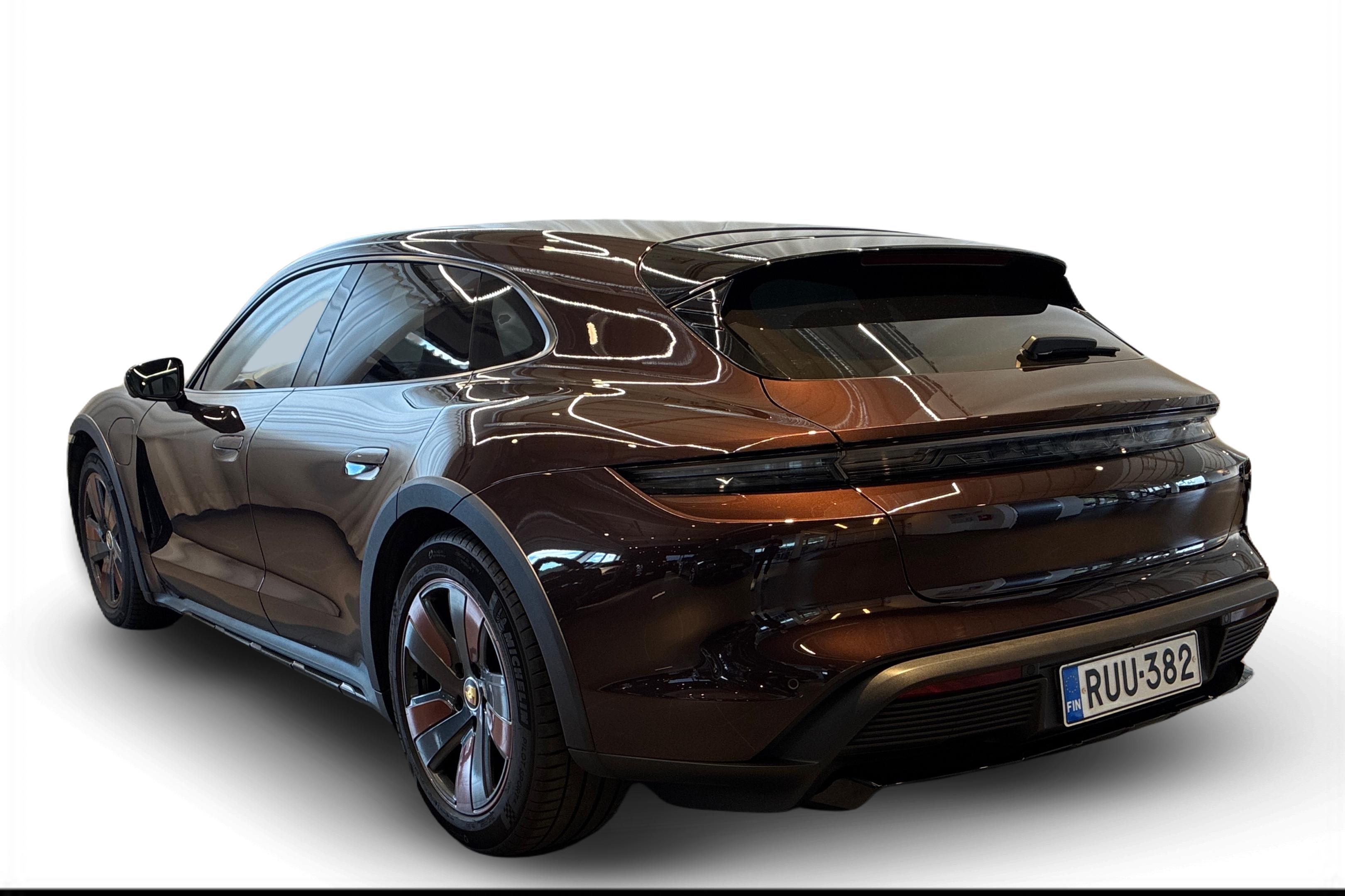 Porsche Taycan 4 Cross Turismo 2021, kuva 2/23