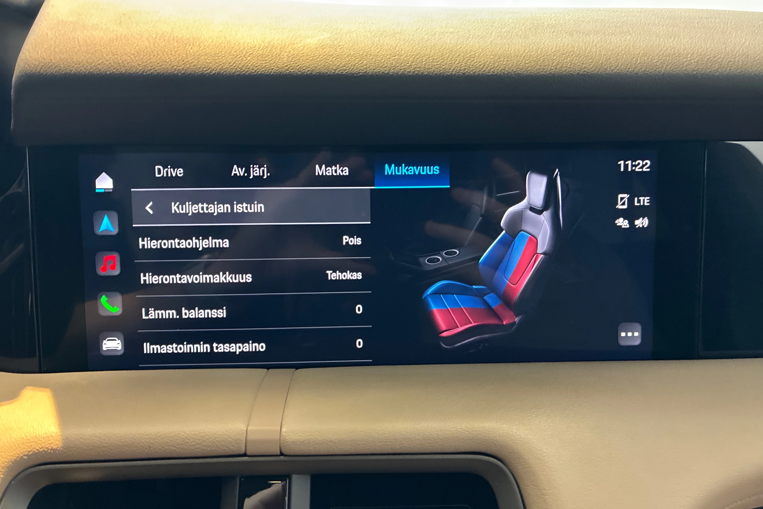 Ruskea (beige) Porsche Taycan 2021 kuva 21.