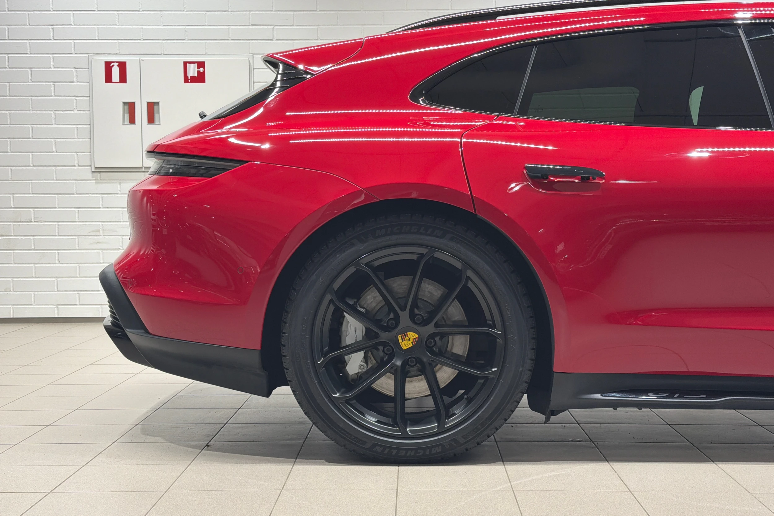 Porsche Taycan 2021 kuva 8.