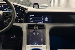 Porsche Taycan 2021 kuva 10.
