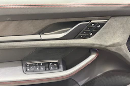 Porsche Taycan 2021 kuva 16.