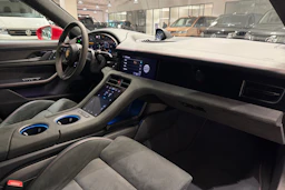 Porsche Taycan 2021 kuva 20.