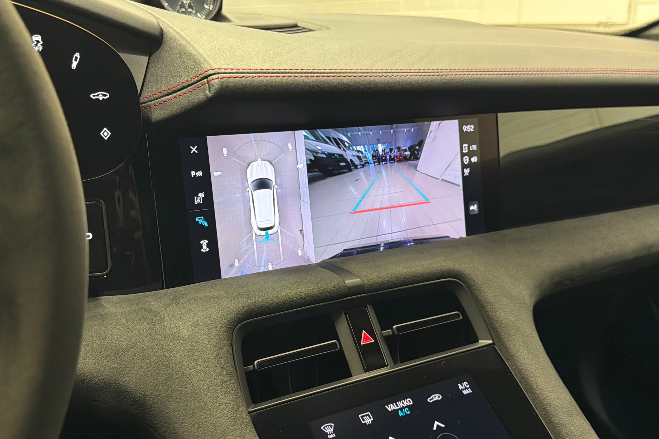 Porsche Taycan 2021 kuva 26.