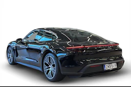 musta Porsche Taycan 2021 kuva 2.