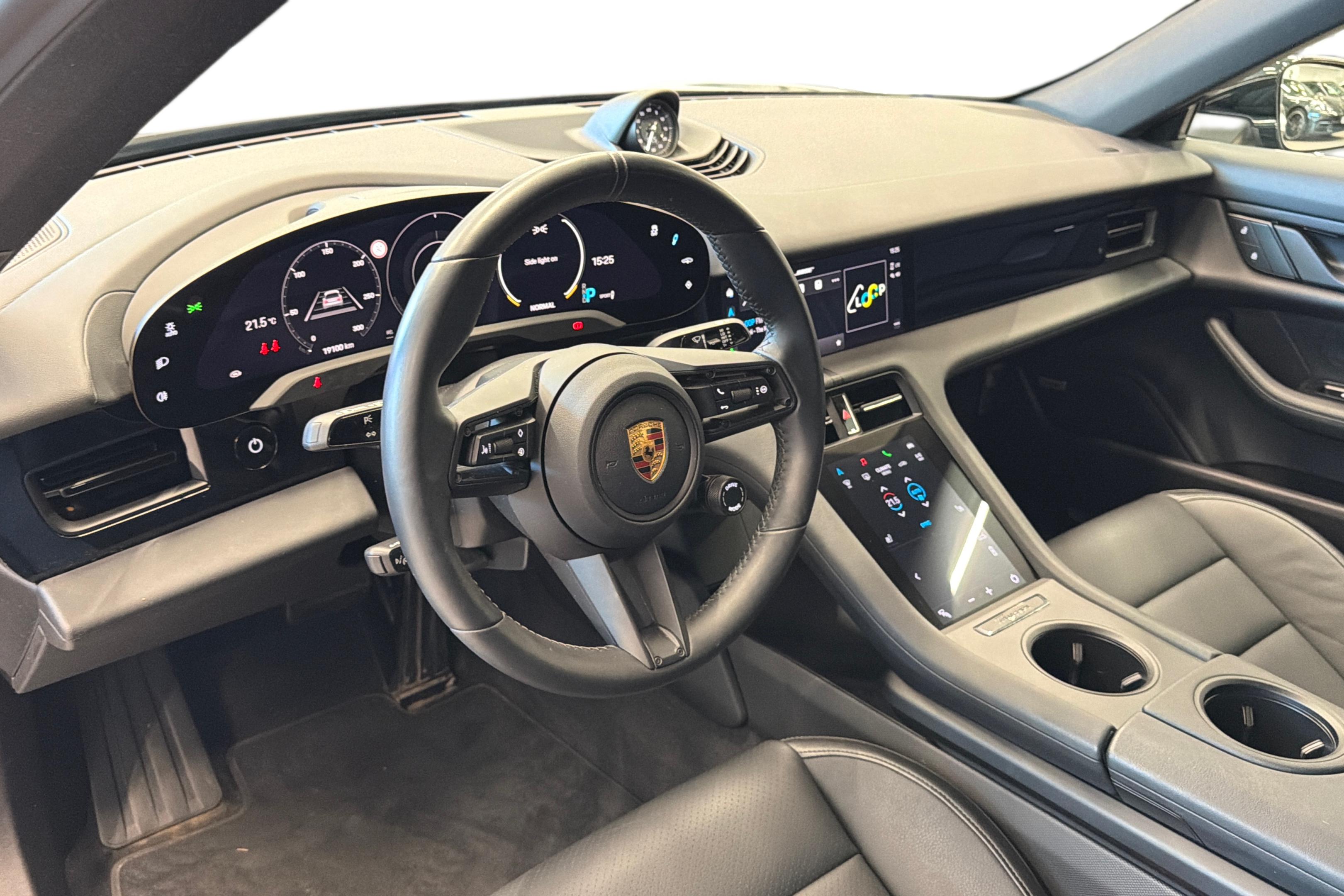 Porsche Taycan 4S 2021, bild 6/22