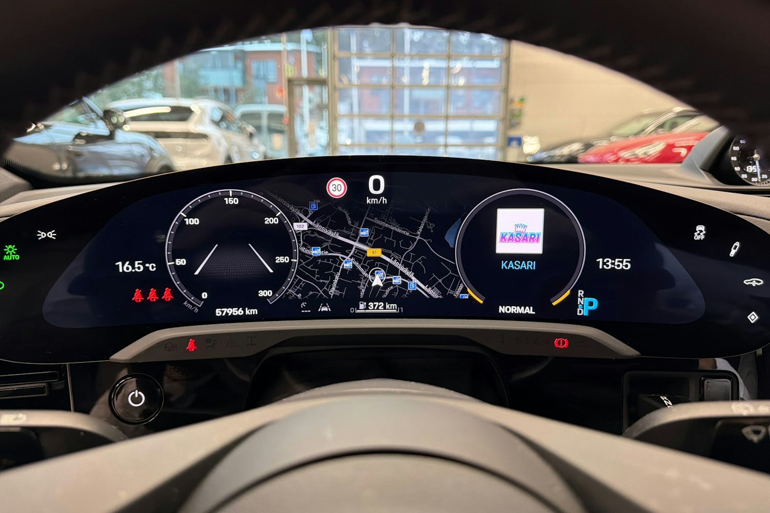 sininen Porsche Taycan 2022 kuva 17.