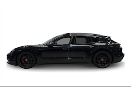 Musta Porsche Taycan 2022 kuva 5.
