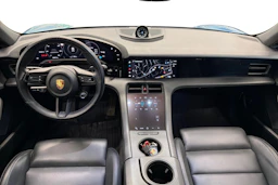 Sininen Porsche Taycan 2022 kuva 7.