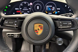 Sininen Porsche Taycan 2022 kuva 17.