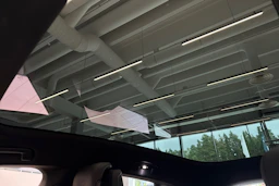 Sininen Porsche Taycan 2022 kuva 23.