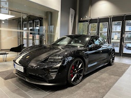 Musta Porsche Taycan 2022 kuva 1.