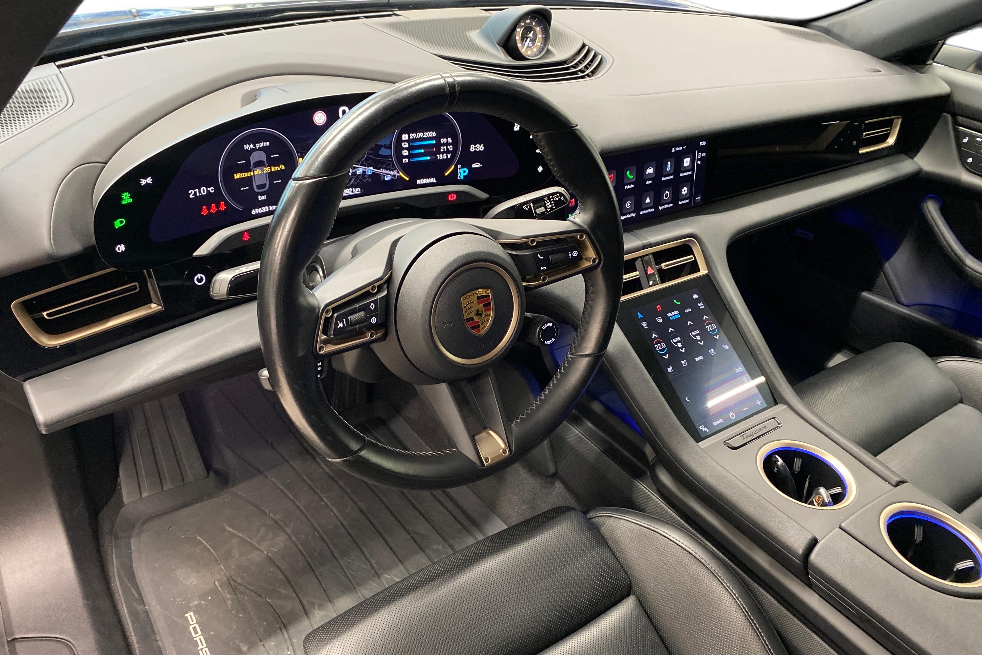 Porsche Taycan 4 Cross Turismo 2022, photo 6/17