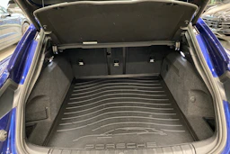Sininen Porsche Taycan 2022 kuva 16.