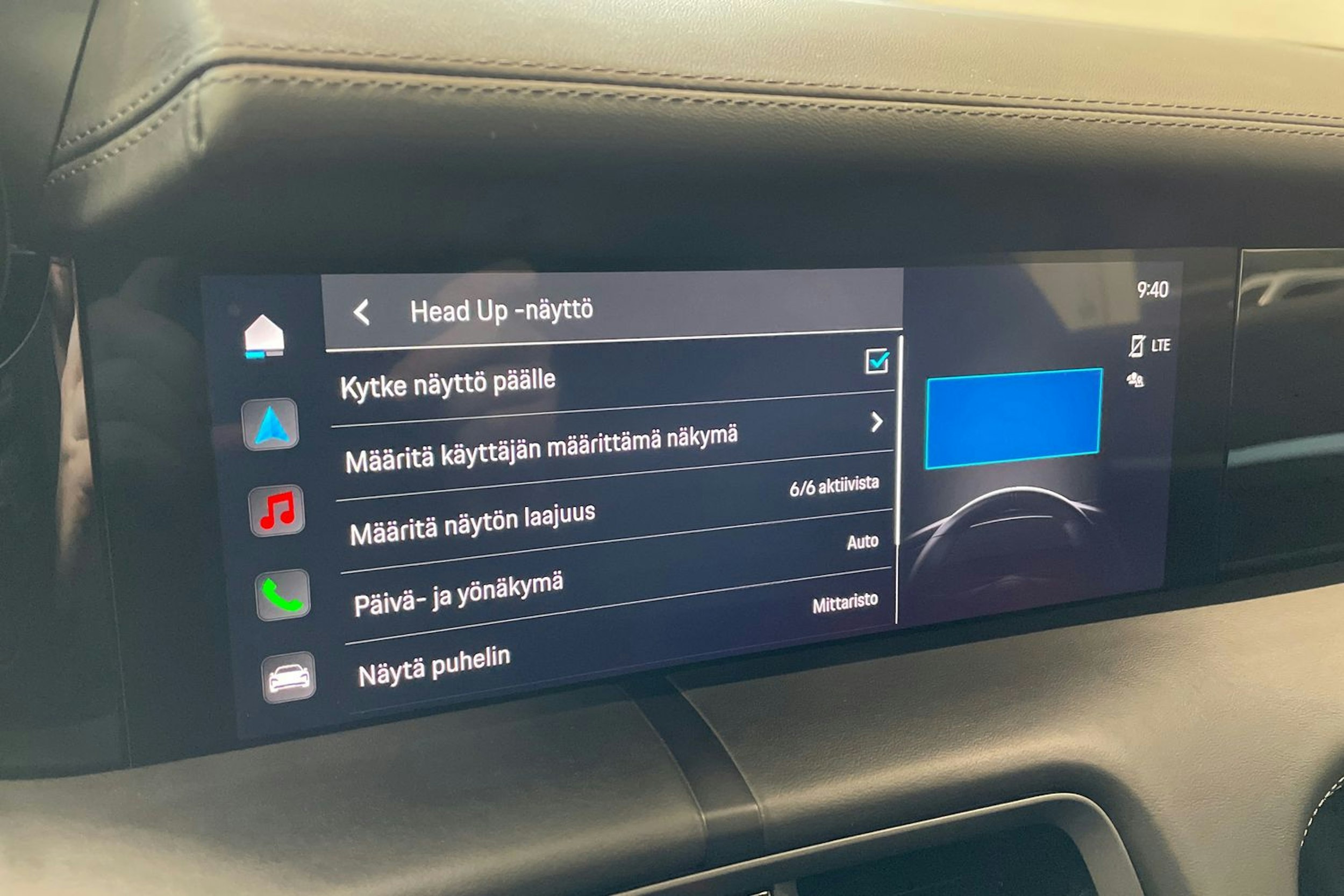 harmaa Porsche Taycan 2022 kuva 17.