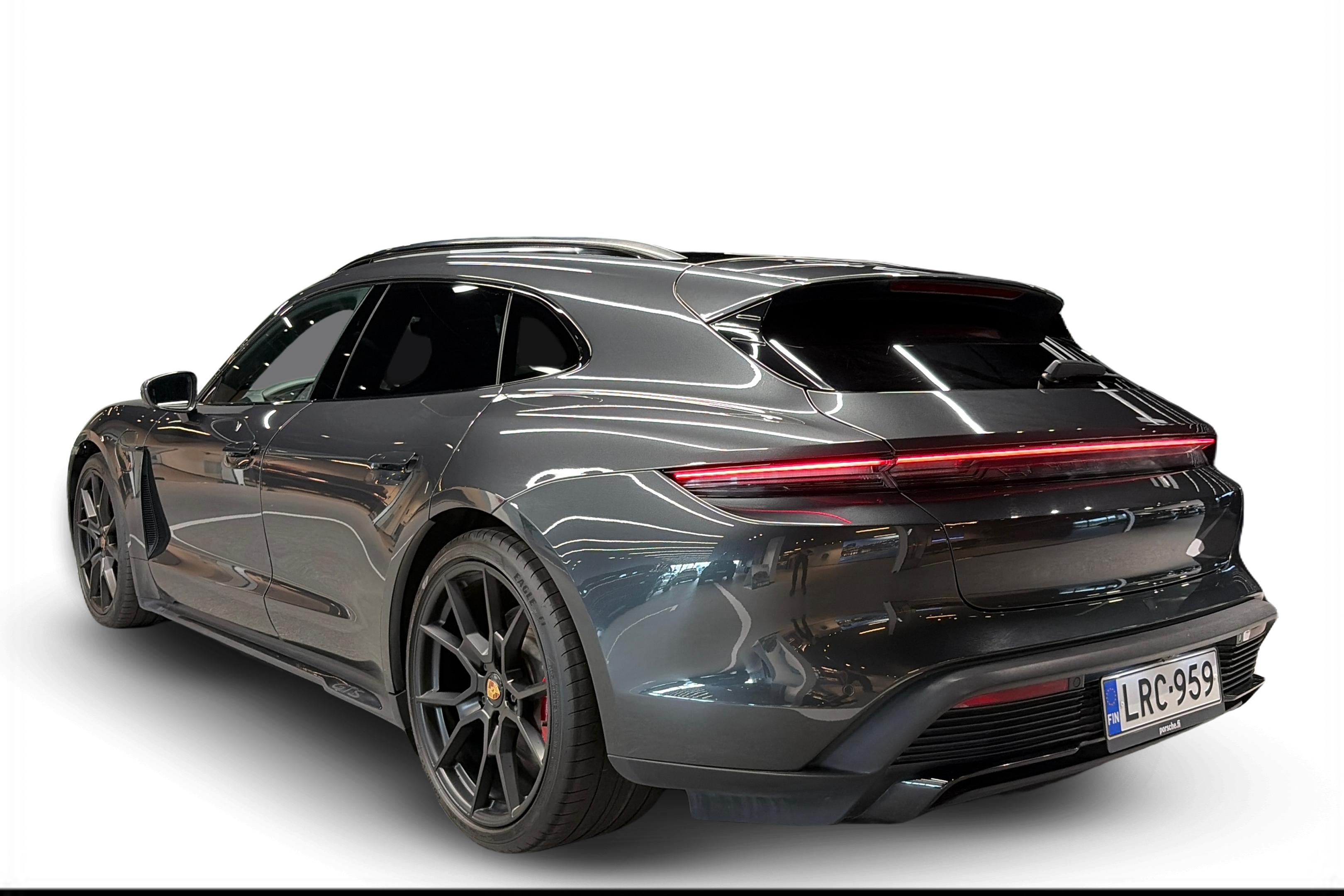 Porsche Taycan GTS Sport Turismo 2022, kuva 2/34