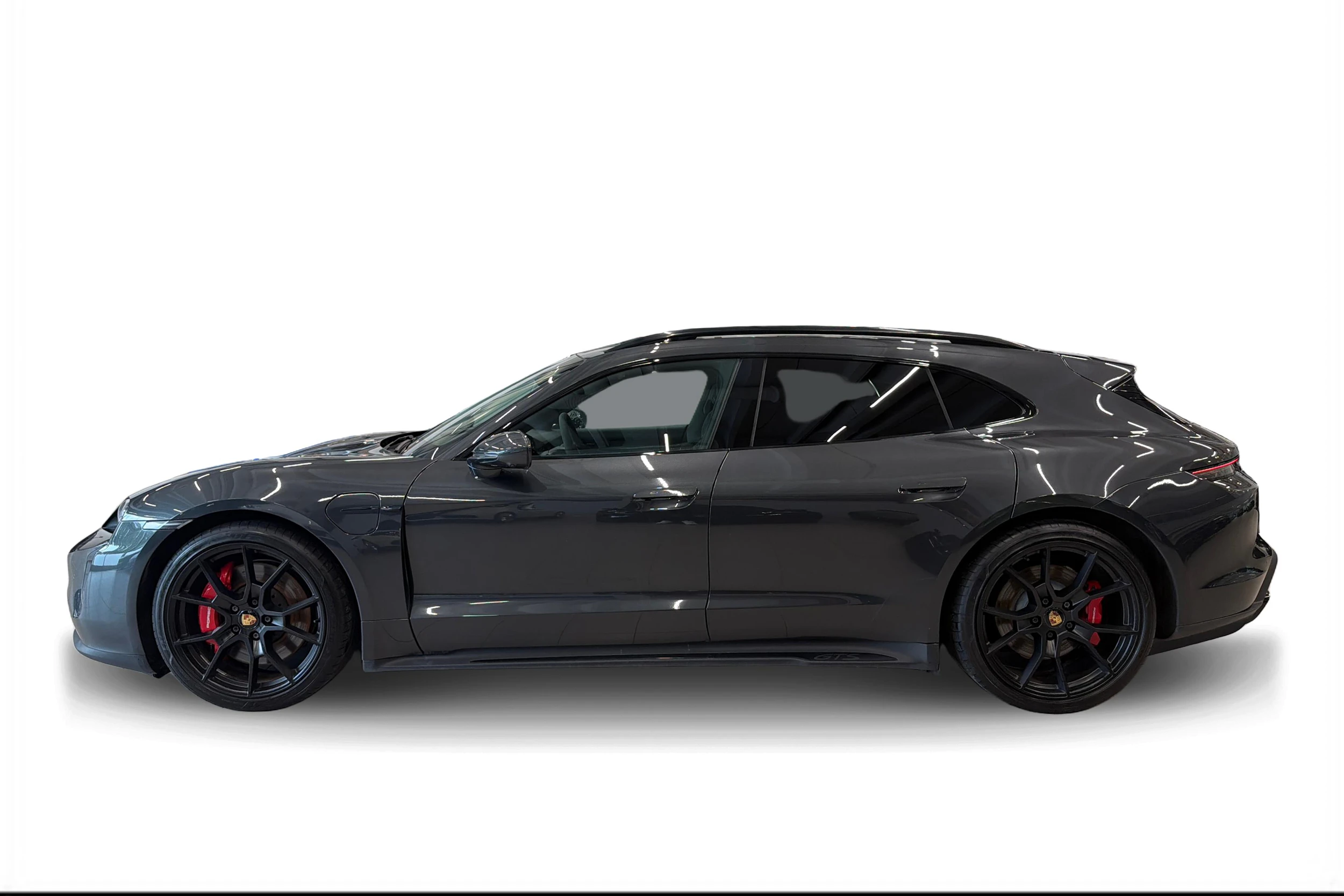 Harmaa Porsche Taycan 2022 kuva 6.