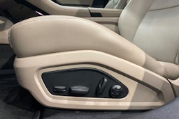 hopea Porsche Taycan 2022 kuva 10.