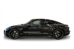 musta Porsche Taycan 2022 kuva 5.