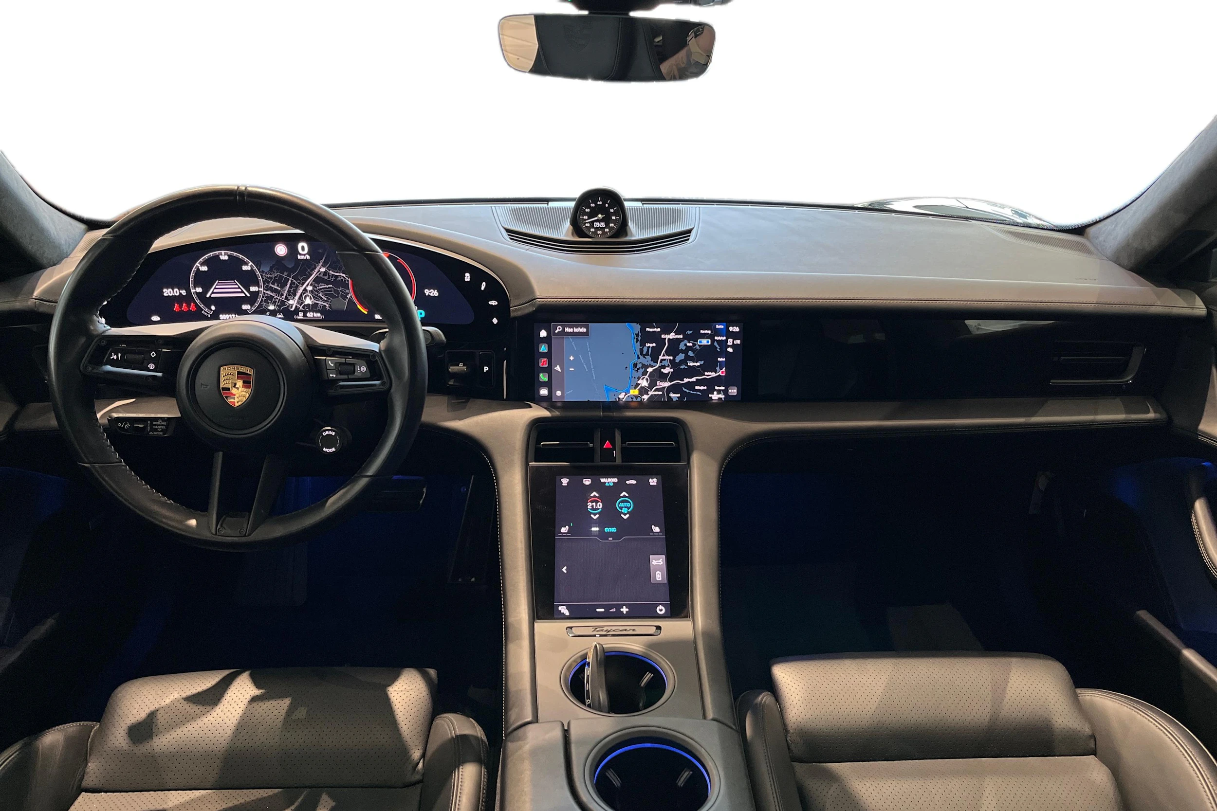 musta Porsche Taycan 2022 kuva 7.