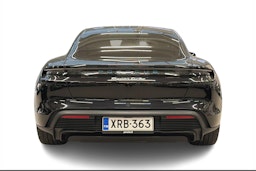 Musta Porsche Taycan 2022 kuva 3.