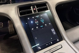 Musta Porsche Taycan 2022 kuva 14.