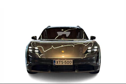 Harmaa Porsche Taycan 2022 kuva 5.