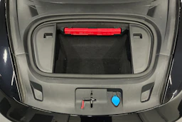 musta Porsche Taycan 2022 kuva 21.