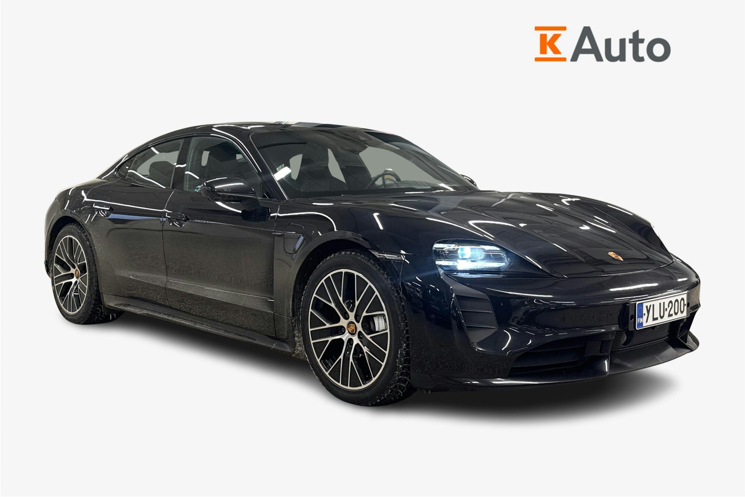 Musta Porsche Taycan 2022 kuva 1.