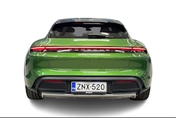 Vihreä Porsche Taycan 2022 kuva 3.