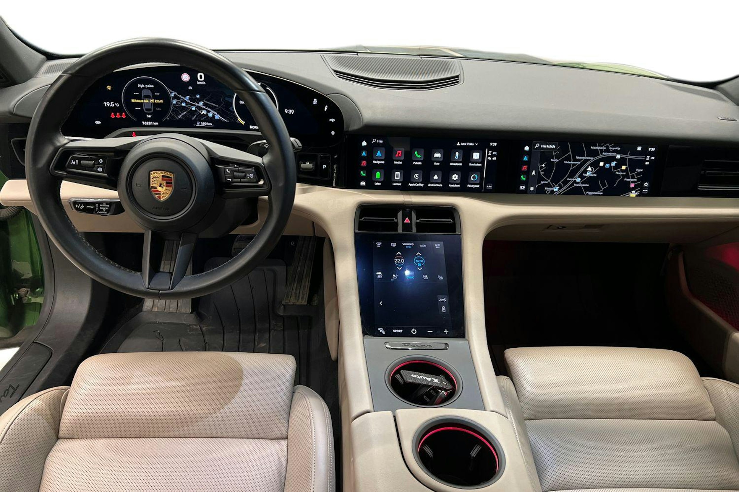 Vihreä Porsche Taycan 2022 kuva 7.