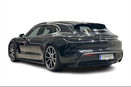 musta Porsche Taycan 2022 kuva 2.