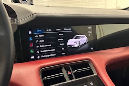 musta Porsche Taycan 2022 kuva 21.