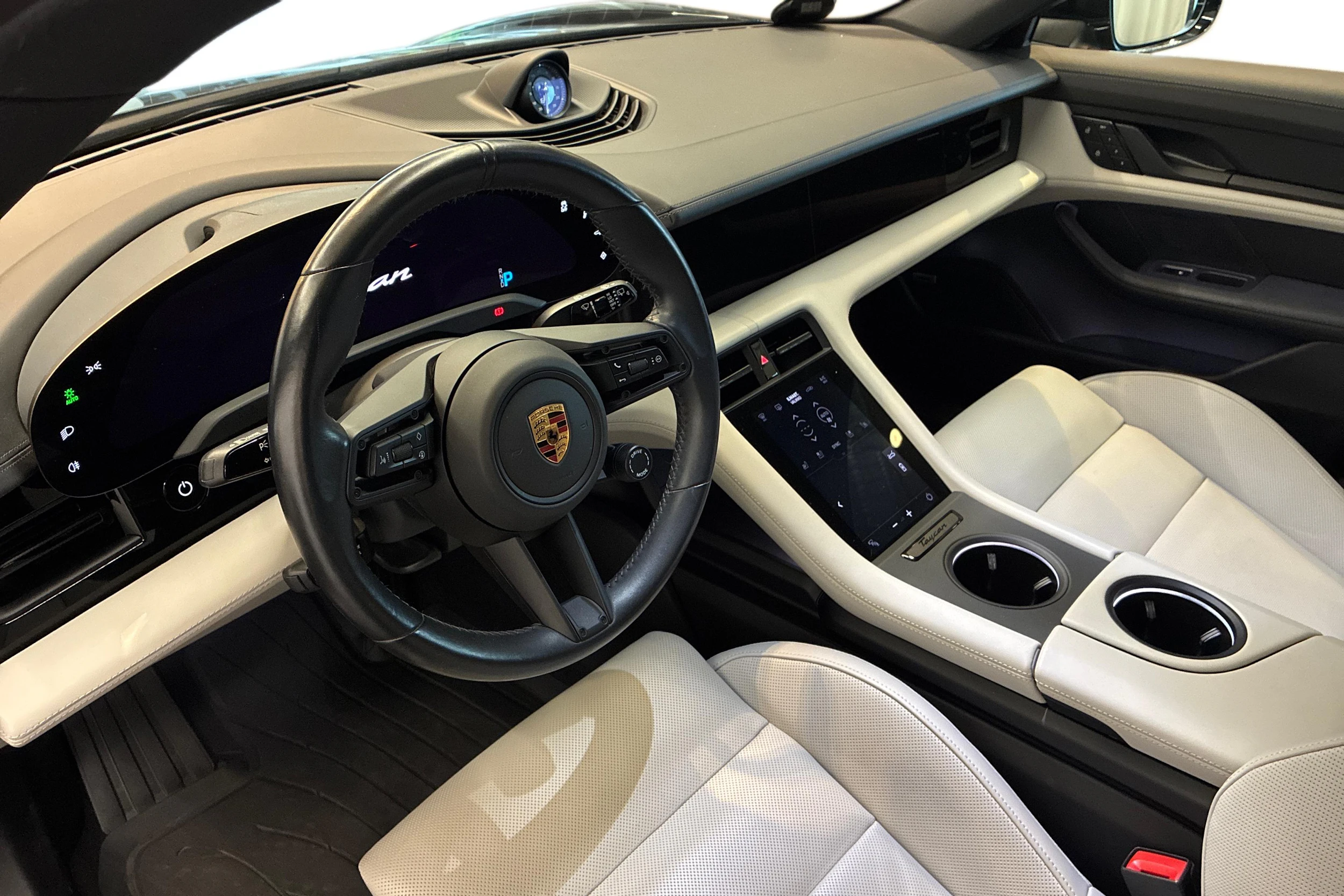 Porsche Taycan 2023 kuva 7.