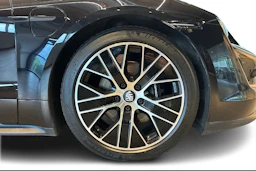 Porsche Taycan 2023 kuva 10.