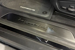 Porsche Taycan 2023 kuva 14.